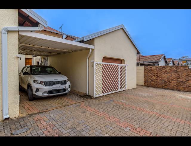 3 BEDROOM DUPLEX TO LET IN FAIRLAND